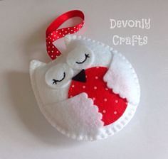 Новогодние игрушки из фетра 6