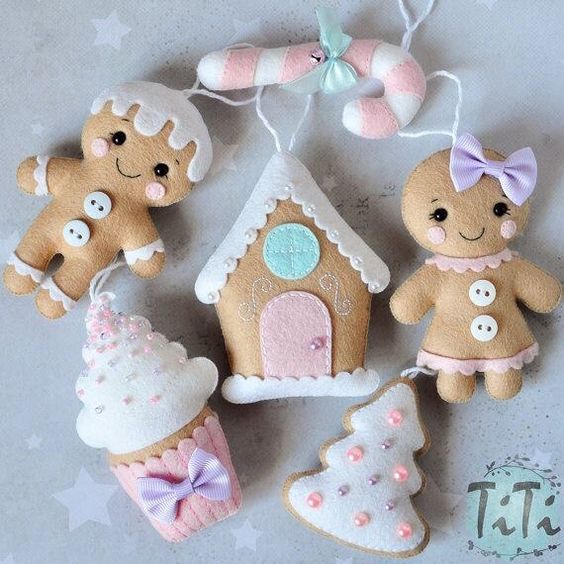 Елочные игрушки из фетра