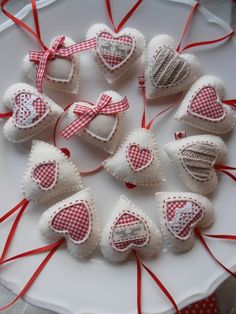 Сердечки из фетра